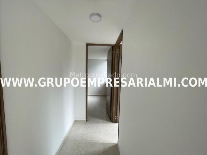 Apartamento de 2 Alcobas en San Javier (43 m², Estrato 2) - 6