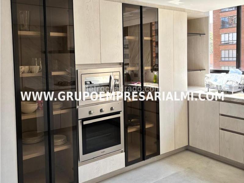 Apartamento Amoblado de 3 Alcobas en El Poblado Alejandría - 4