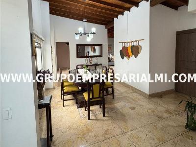 Apartamento de 3 alcobas en venta en El Velodromo, Medellín, 136 m² · foto 3 de 20