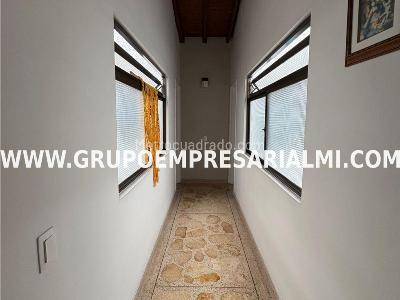 Apartamento de 3 alcobas en venta en El Velodromo, Medellín, 136 m² · foto 13 de 20