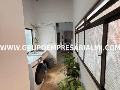 Apartamento de 3 alcobas en venta en El Velodromo, Medellín, 136 m² · foto 19 de 20