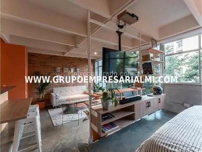 Apartaestudio en venta en El Poblado, Medellín, 43 m² · foto 11 de 20