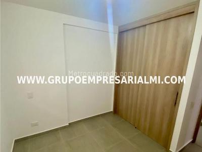 Apartamento de 3 alcobas en venta en San Jose, Sabaneta, 76 m² · foto 13 de 20