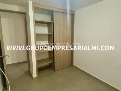 Apartamento de 3 alcobas en venta en San Jose, Sabaneta, 76 m² · foto 15 de 20