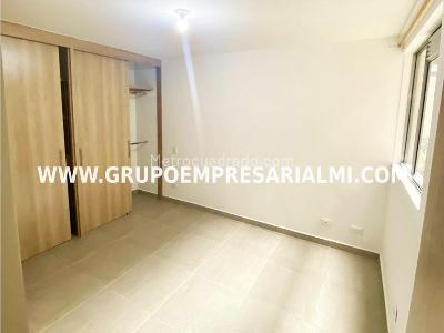 Apartamento de 3 alcobas en venta en San Jose, Sabaneta, 76 m² · foto 17 de 20