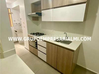 Apartamento de 3 alcobas en venta en San Jose, Sabaneta, 76 m² · foto 3 de 20