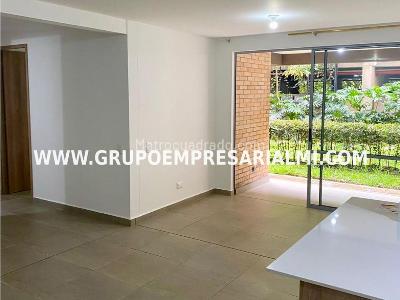 Apartamento de 3 alcobas en venta en San Jose, Sabaneta, 76 m² · foto 4 de 20