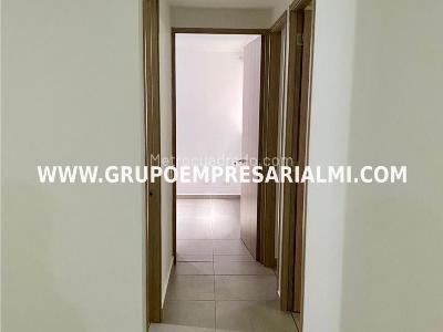 Apartamento de 3 alcobas en venta en San Jose, Sabaneta, 76 m² · foto 8 de 20