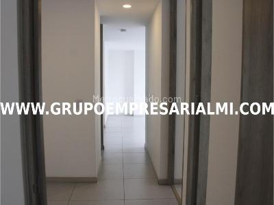 Apartamento en venta en El Poblado, Medellín · foto 5 de 20