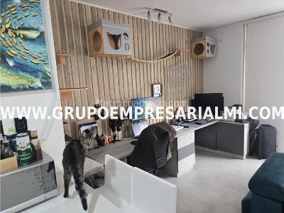 Apartaestudio en venta en El Poblado, Medellín, 63 m² · foto 2 de 20