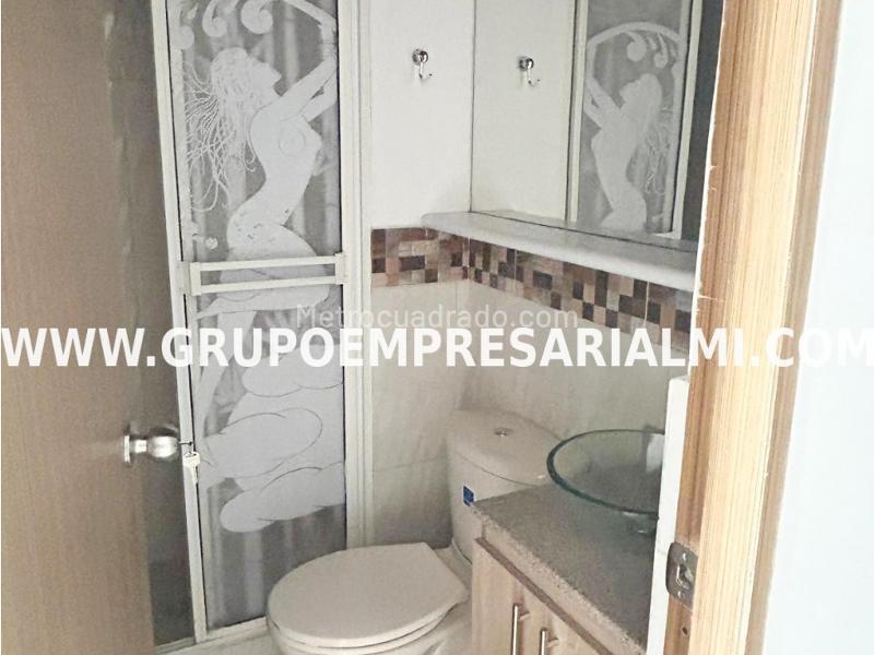 Spacious 3BR Apartment with 5 Baths in La America - 9