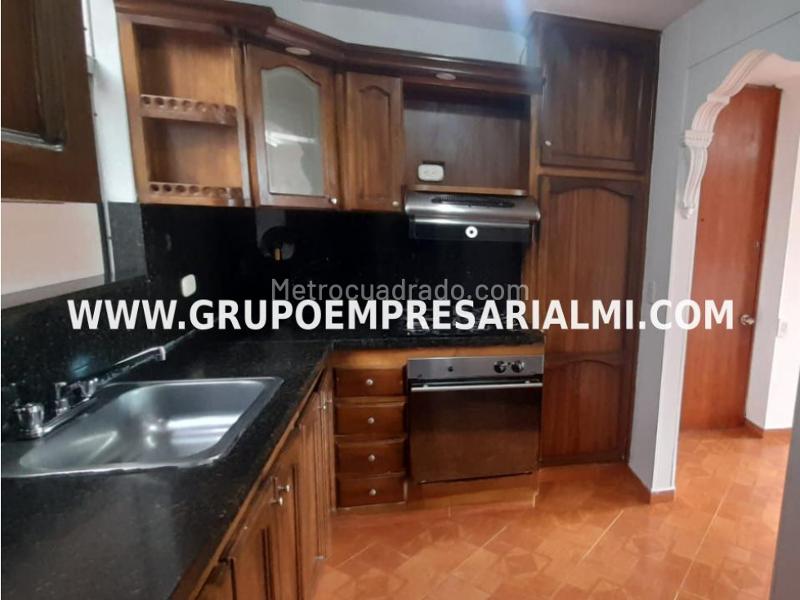 Modern 3BR Apartment for Rent in El Poblado (Castropol) - 4