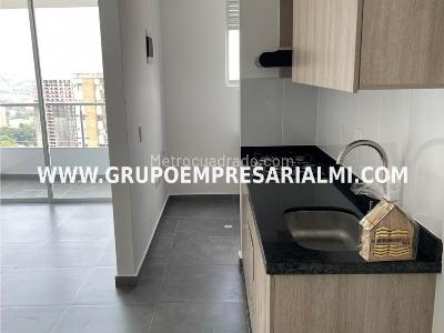 Apartamento de 3 alcobas en venta en La Doctora, Sabaneta, 70 m² · foto 2 de 20