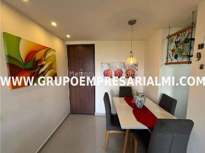 Apartamento en venta en El Porvenir, Itagüí · foto 2 de 20