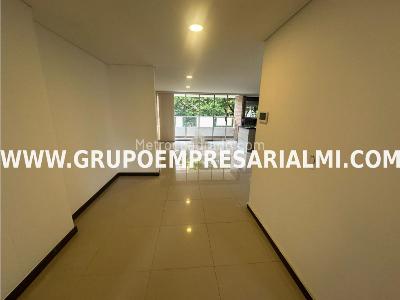 Apartamento de 3 alcobas en arriendo en La Castellana, Medellín, 167 m² · foto 2 de 20