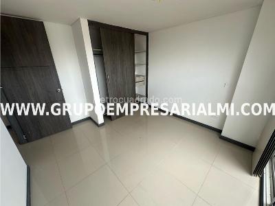 Apartamento de 3 alcobas en arriendo en La Castellana, Medellín, 167 m² · foto 11 de 20
