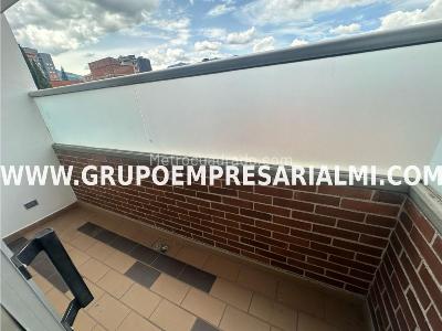 Apartamento de 3 alcobas en arriendo en La Castellana, Medellín, 167 m² · foto 15 de 20