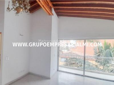 Apartamento de 3 alcobas en arriendo en Florida Nueva, Medellín, 220 m² · foto 4 de 20