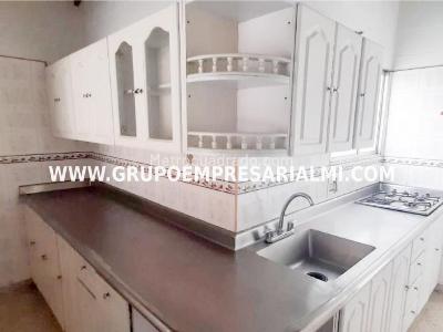 Apartamento de 3 alcobas en arriendo en Florida Nueva, Medellín, 220 m² · foto 7 de 20