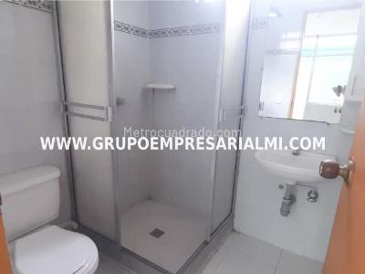 Apartamento de 3 alcobas en arriendo en Florida Nueva, Medellín, 220 m² · foto 20 de 20