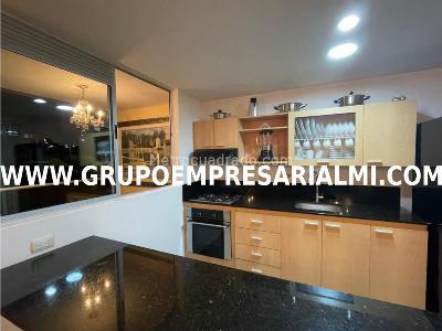 Apartamento en venta en El Poblado, Medellín · foto 5 de 20