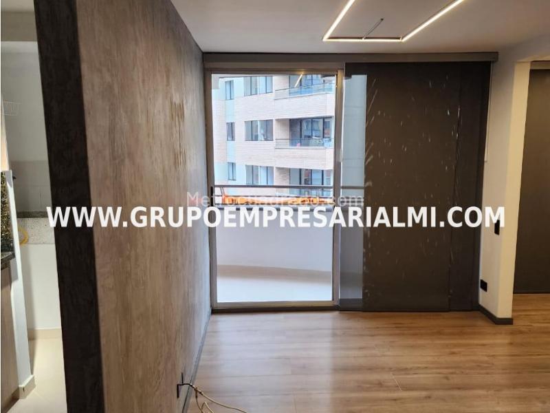Apartamento moderno de 2 alcobas en Loma del Indio (El Poblado) - 3