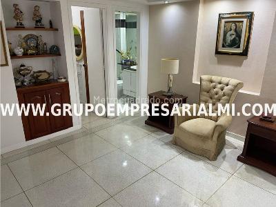 Apartamento de 2 alcobas en venta en Laureles, Medellín, 113 m² · foto 13 de 19
