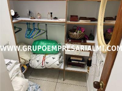 Apartamento de 2 alcobas en venta en Laureles, Medellín, 113 m² · foto 17 de 19