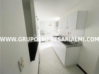 Apartamento en arriendo en El Poblado, Medellín · foto 2 de 20