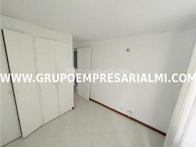 Apartamento en arriendo en El Poblado, Medellín · foto 9 de 20