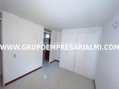 Apartamento en arriendo en El Poblado, Medellín · foto 14 de 20