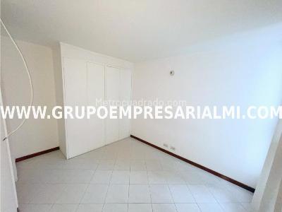 Apartamento en arriendo en El Poblado, Medellín · foto 15 de 20