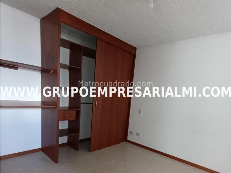 Spectacular 2BR Apartment in El Poblado - 9
