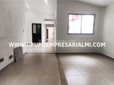 Apartamento de 3 alcobas en venta en Laureles, Medellín, 77 m² · foto 2 de 20
