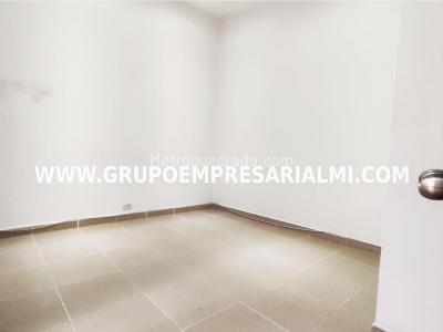 Apartamento de 3 alcobas en venta en Laureles, Medellín, 77 m² · foto 8 de 20