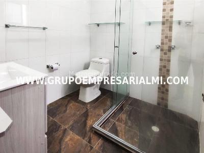 Apartamento de 3 alcobas en venta en Laureles, Medellín, 77 m² · foto 11 de 20