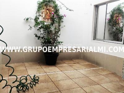 Apartamento de 3 alcobas en venta en Laureles, Medellín, 77 m² · foto 13 de 20