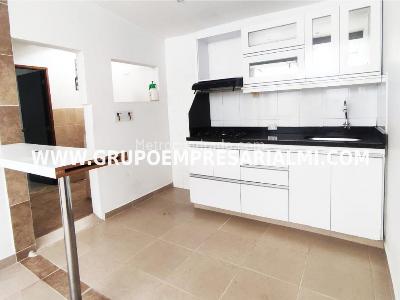 Apartamento de 3 alcobas en venta en Laureles, Medellín, 77 m² · foto 15 de 20