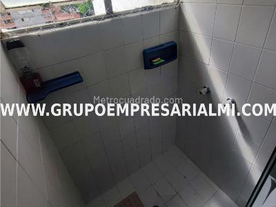 Apartamento de 4 alcobas en venta en Laureles, Medellín, 202 m² · foto 20 de 20