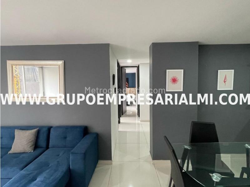 Apartamento Amoblado Espectacular en Ciudad del Río - 2