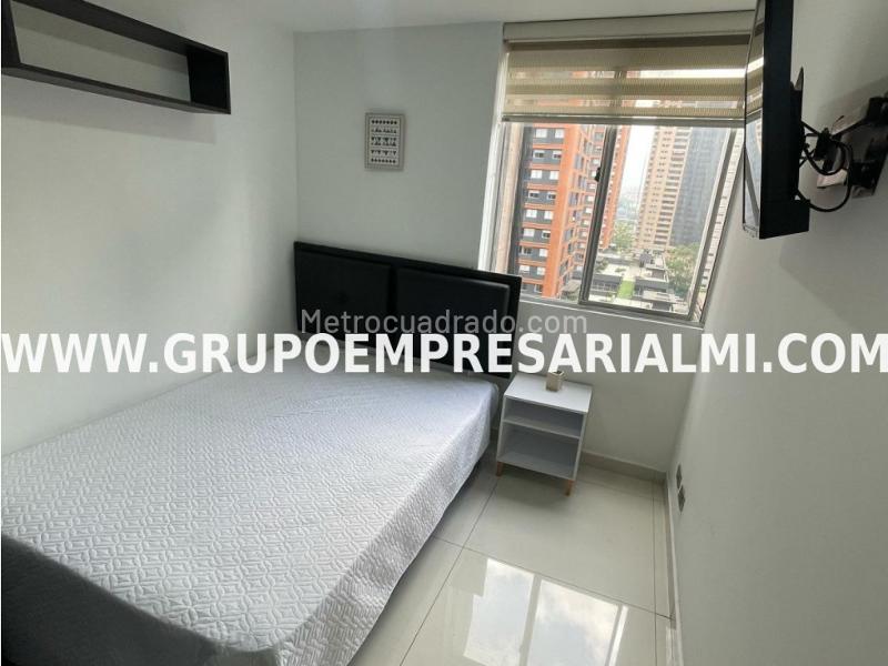 Apartamento Amoblado Espectacular en Ciudad del Río - 9