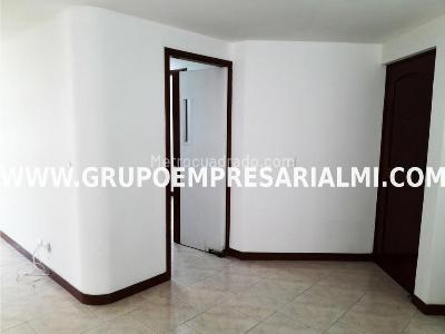 Apartamento de 3 alcobas en arriendo en El Poblado, Medellín, 84 m² · foto 8 de 20