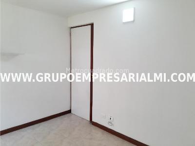 Apartamento de 3 alcobas en arriendo en El Poblado, Medellín, 84 m² · foto 16 de 20