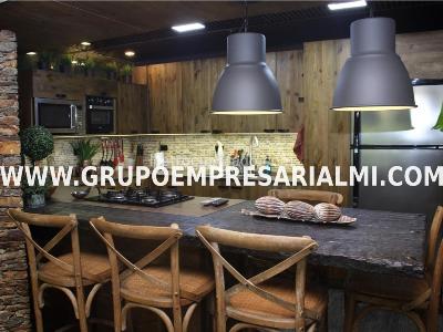 Apartaestudio en venta en El Poblado, Medellín, 100 m² · foto 7 de 20