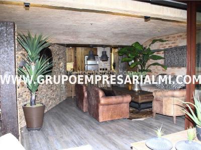 Apartaestudio en venta en El Poblado, Medellín, 100 m² · foto 11 de 20
