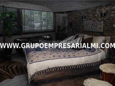 Apartaestudio en venta en El Poblado, Medellín, 100 m² · foto 15 de 20