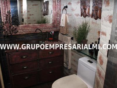 Apartaestudio en venta en El Poblado, Medellín, 100 m² · foto 19 de 20