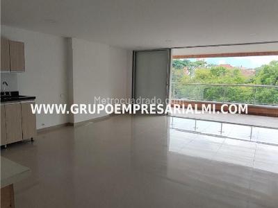 Apartamento de 3 alcobas en arriendo en Belen, Medellín, 120 m² · foto 4 de 20