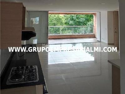 Apartamento de 3 alcobas en arriendo en Belen, Medellín, 120 m² · foto 16 de 20