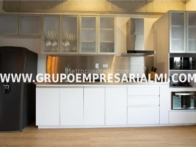 Apartamento de 3 alcobas en venta en Laureles, Medellín, 118 m² · foto 12 de 20